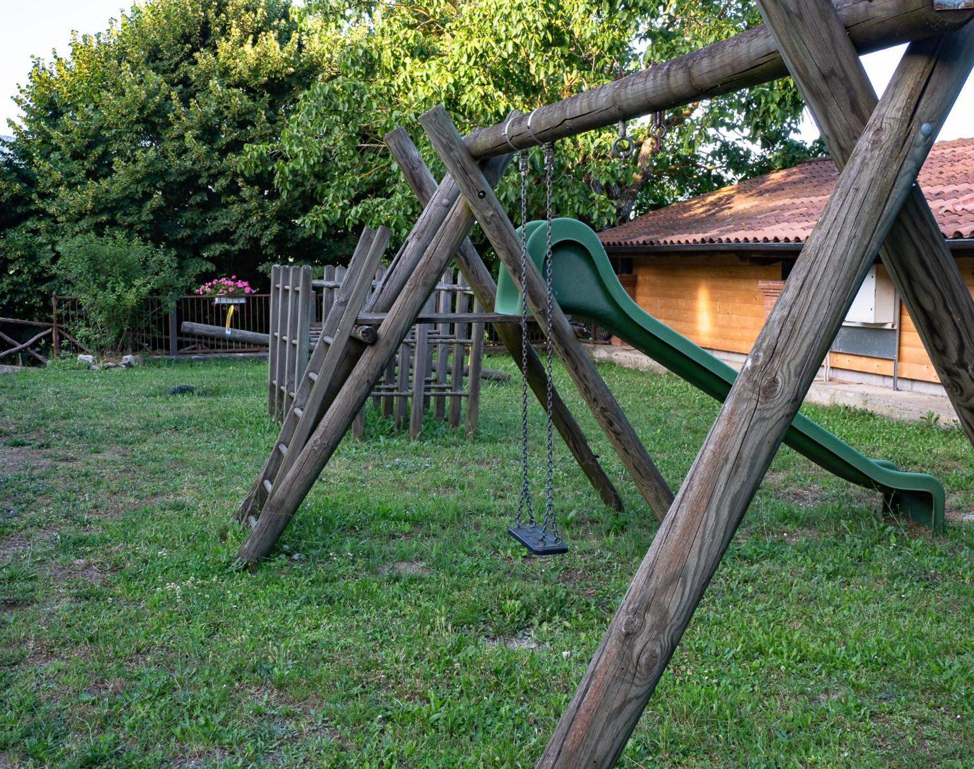 Agriturismo Villaggio Eden ピエーヴェ・サント・ステーファノ エクステリア 写真