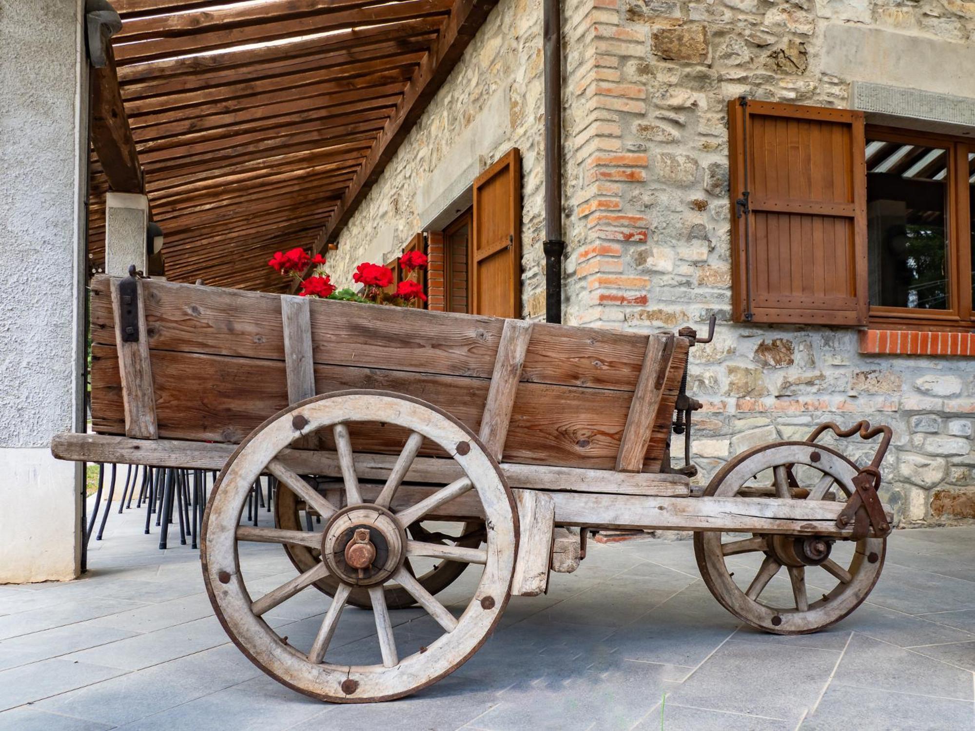 Agriturismo Villaggio Eden ピエーヴェ・サント・ステーファノ エクステリア 写真