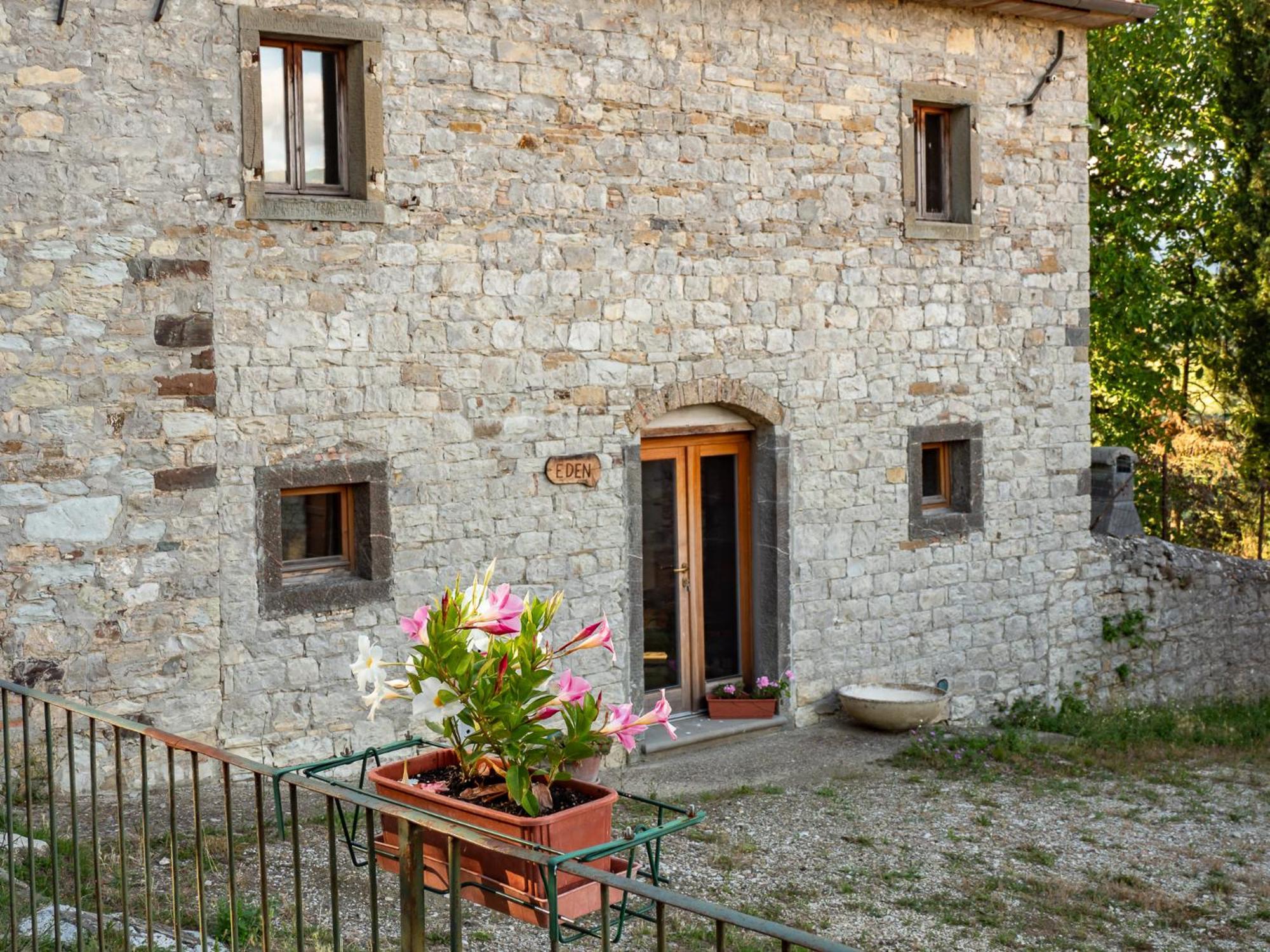 Agriturismo Villaggio Eden ピエーヴェ・サント・ステーファノ エクステリア 写真